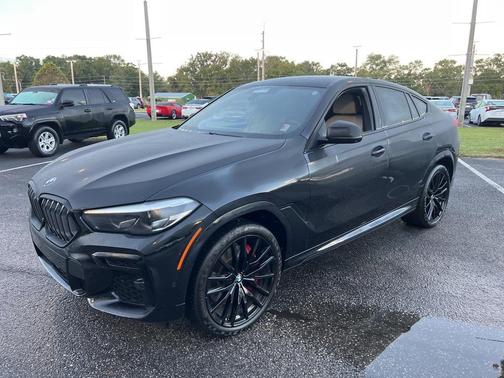 2022 BMW X6 M50i