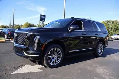 2025 Cadillac Escalade Luxury