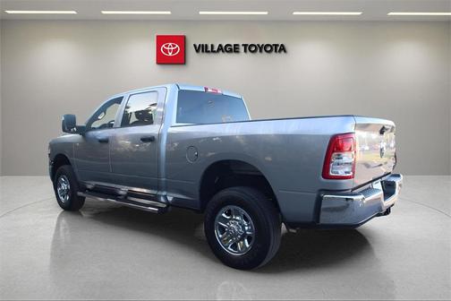 2024 RAM 2500 Tradesman Crew Cab 4x4 6'4' Box