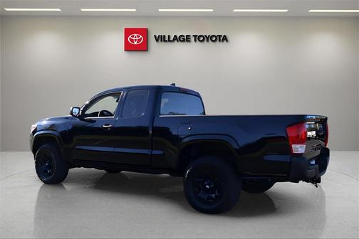 2017 Toyota Tacoma SR