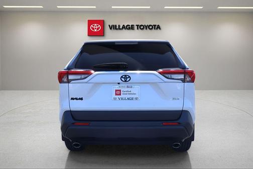 Wind Chill Pearl 2025 Toyota RAV4 XLE Premium