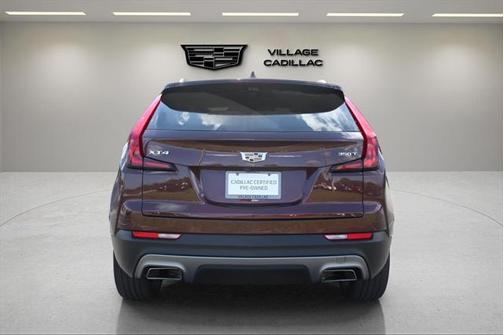2022 Cadillac XT4 Premium Luxury