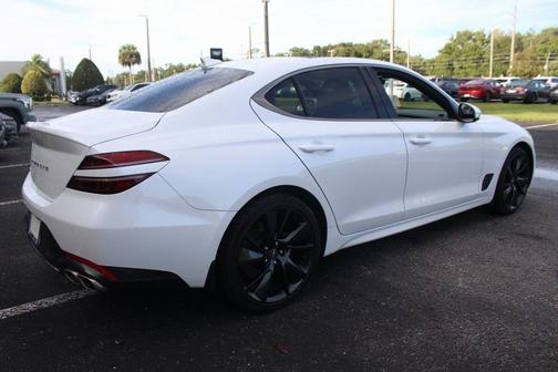 2023 Genesis G70 2.0T RWD
