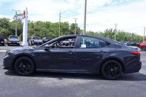 Underground 2026 Toyota Camry SE