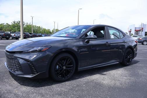 Underground 2026 Toyota Camry SE