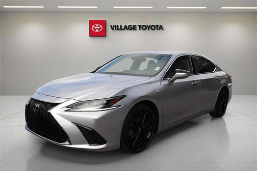 2024 Lexus ES 300h F SPORT Handling