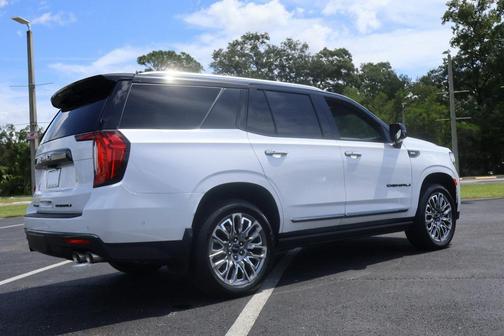 2023 GMC Yukon Denali Ultimate