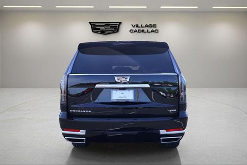 2026 Cadillac Escalade ESV Luxury