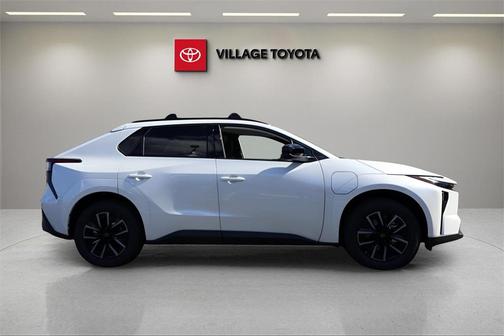 2026 Toyota bZ XLE Plus