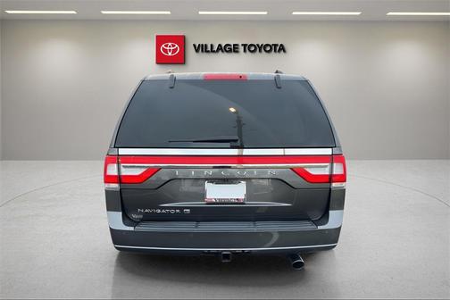 2017 Lincoln Navigator L Reserve