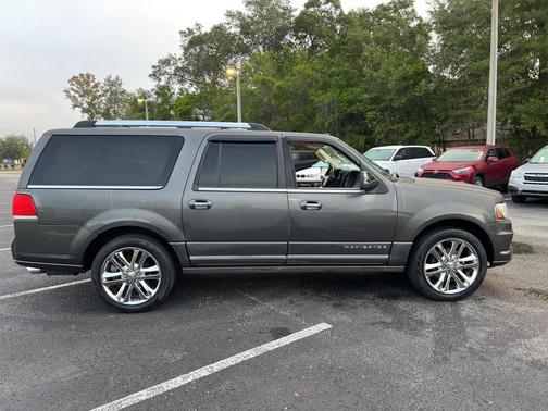 2017 Lincoln Navigator L Reserve