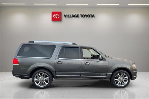 2017 Lincoln Navigator L Reserve