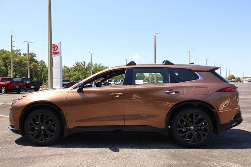 Bronze Age 2026 Toyota Crown Signia Limited