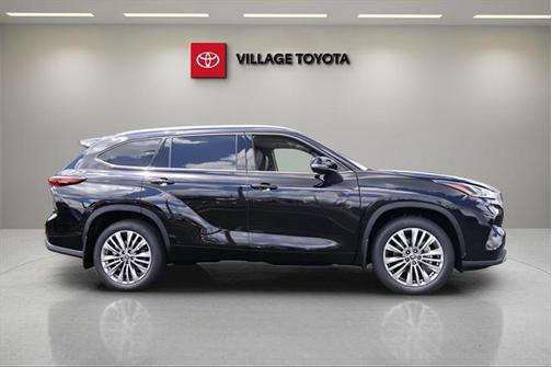 2025 Toyota Highlander Platinum