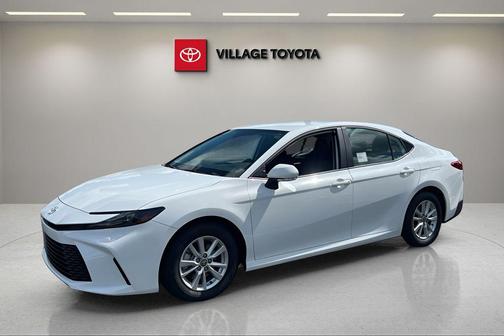 Ice 2026 Toyota Camry LE