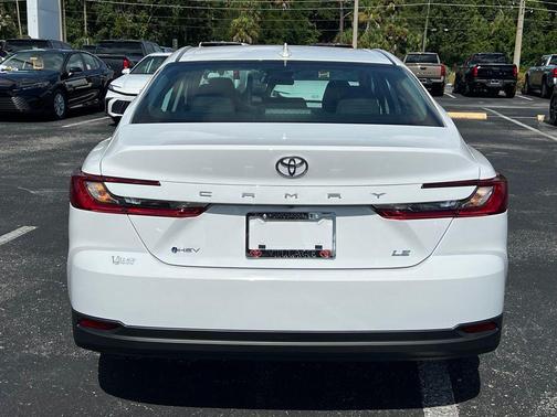 Ice 2026 Toyota Camry LE