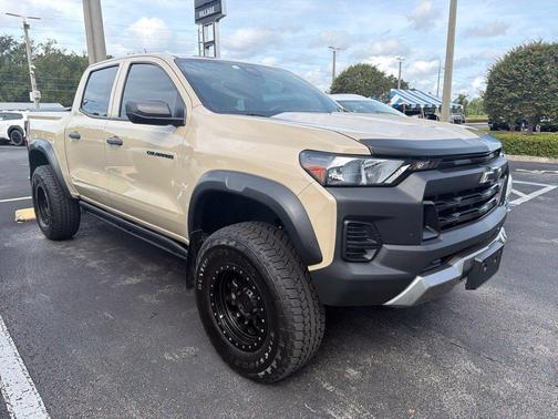 Sand Dune Metallic 2023 Chevrolet Colorado Trail Boss