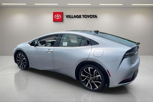 Cutting Edge 2026 Toyota Prius Plug-In Hybrid XSE