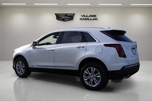 2026 Cadillac XT5 Luxury