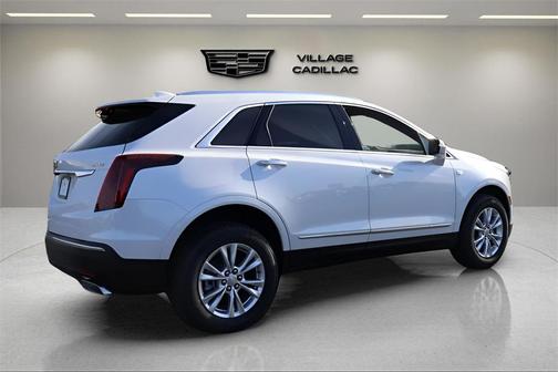 2026 Cadillac XT5 Luxury