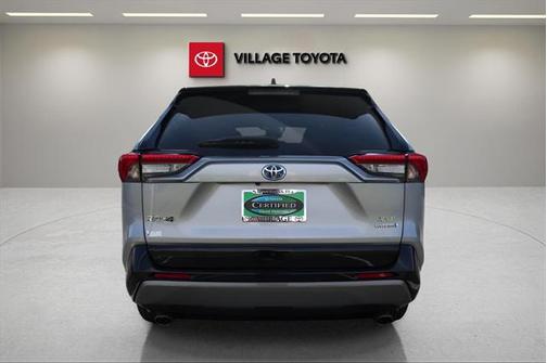 2021 Toyota RAV4 Hybrid SE