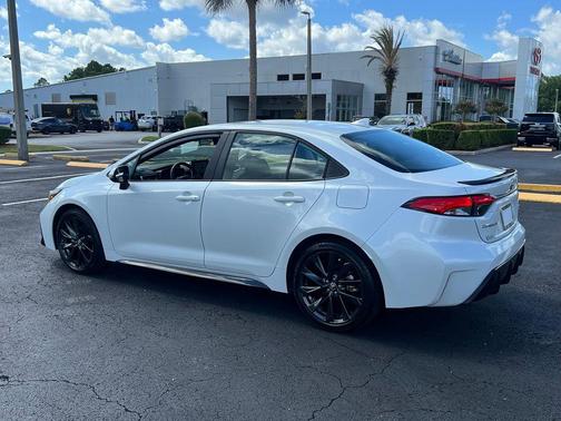 Wind Chill Pearl 2023 Toyota Corolla XSE