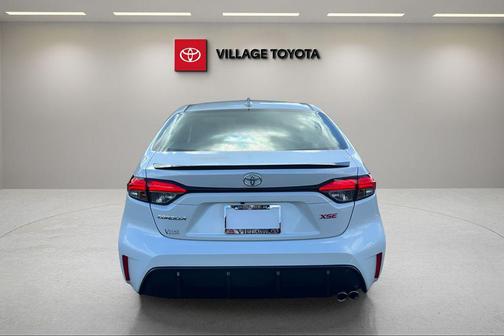 Wind Chill Pearl 2023 Toyota Corolla XSE