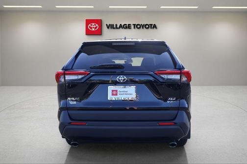 2025 Toyota RAV4 Hybrid XLE Premium