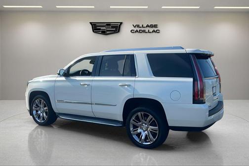 White Diamond Clearcoat 2015 Cadillac Escalade Premium