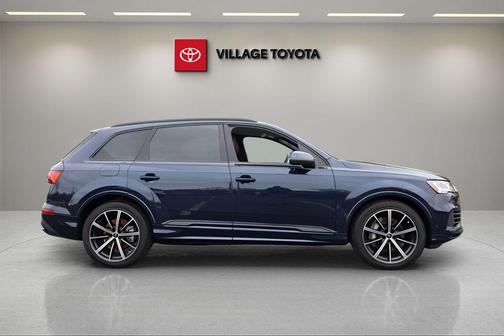 2023 Audi Q7 55 Prestige