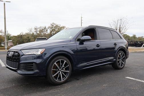 2023 Audi Q7 55 Prestige