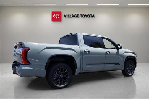 2025 Toyota Tundra Platinum