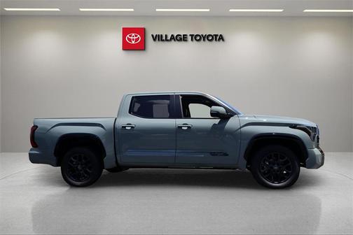 2025 Toyota Tundra Platinum
