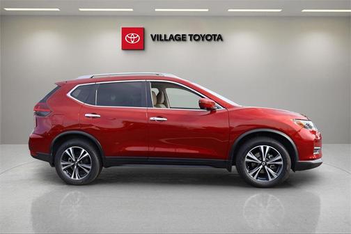 2020 Nissan Rogue SV