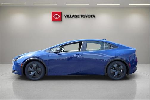 2025 Toyota Prius LE