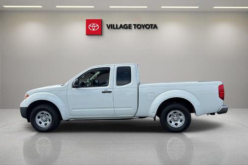 Glacier White 2014 Nissan Frontier S