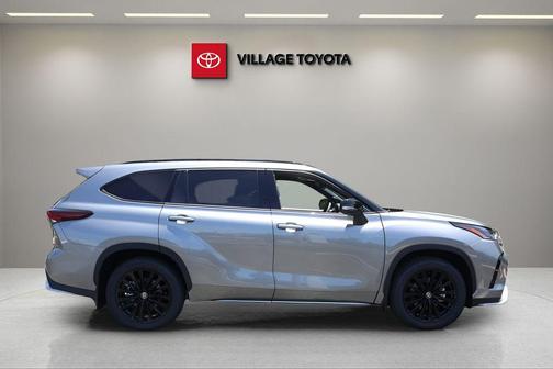 Heavy Metal 2026 Toyota Highlander XSE