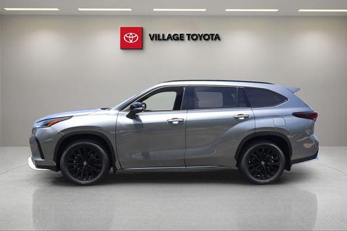 Heavy Metal 2026 Toyota Highlander XSE