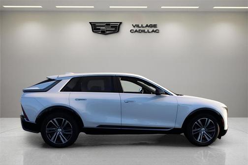 2024 Cadillac LYRIQ Luxury