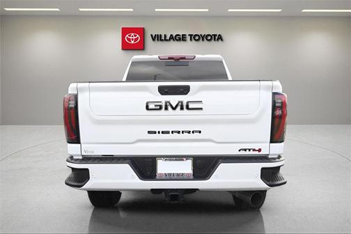 2025 GMC Sierra 2500 AT4