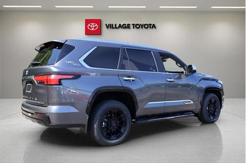 2025 Toyota Sequoia Base