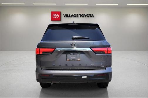 2025 Toyota Sequoia Base
