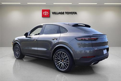 2021 Porsche Cayenne Base