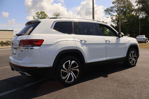White 2021 Volkswagen Atlas 3.6L SEL Premium