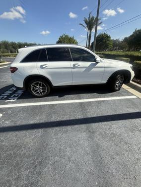 2019 Mercedes-Benz GLC 300 Base