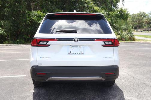 Pearl 2026 Toyota Grand Highlander Hybrid Limited