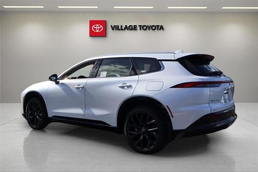 2025 Toyota Crown Signia Limited