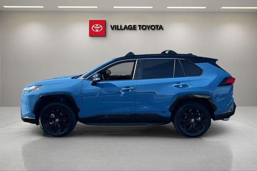 2023 Toyota RAV4 Hybrid SE