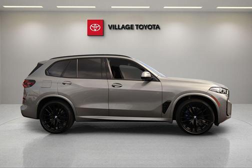 Skyscraper Grey Metallic 2025 BMW X5 xDrive40i