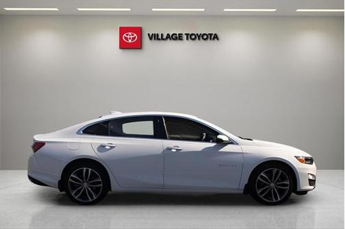 2022 Chevrolet Malibu FWD Premier